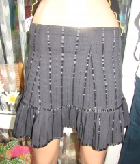 Черная школьная юбка для девочки с блестящими полосками